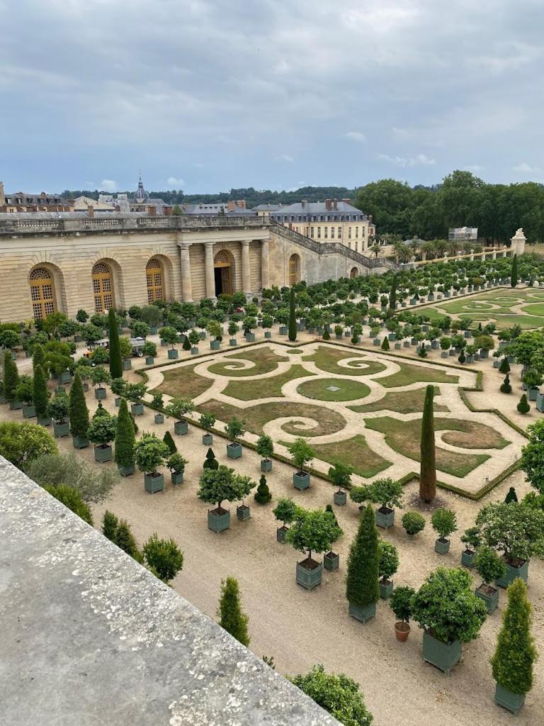 Appart A Versailles, 2 A 4 Pers, Avec Parking Exterior foto